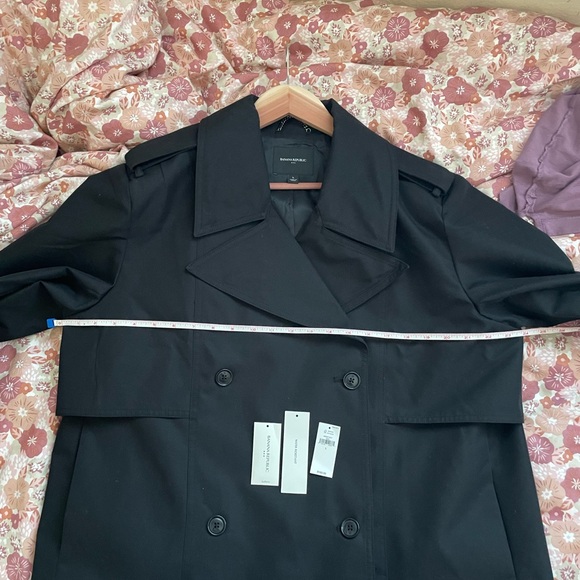Banana Republic Black Cropped Trench Coat Classic Tailored Design - Picture 5 of 6